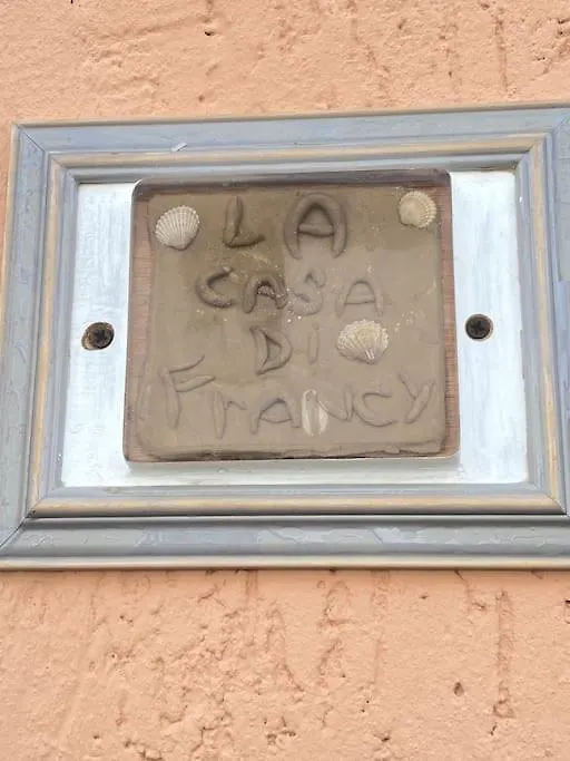 La Casa Di Francy Apartment Viareggio 0*,